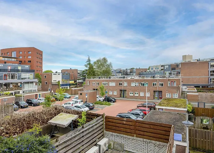 Cosy With Balcony Spijkenisse