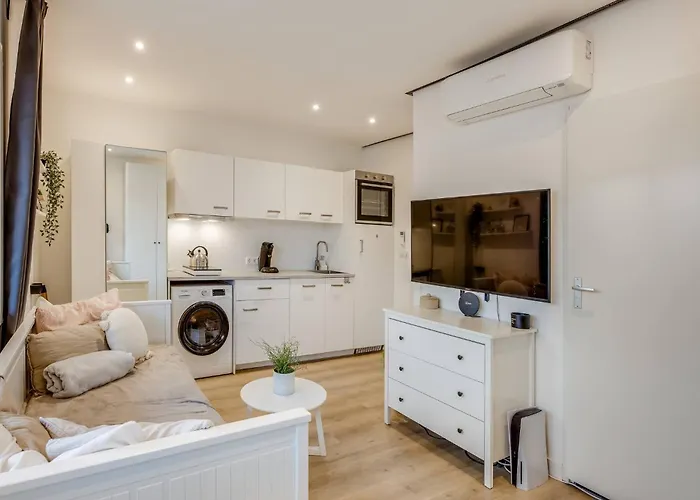 Appartamento Cosy With Balcony